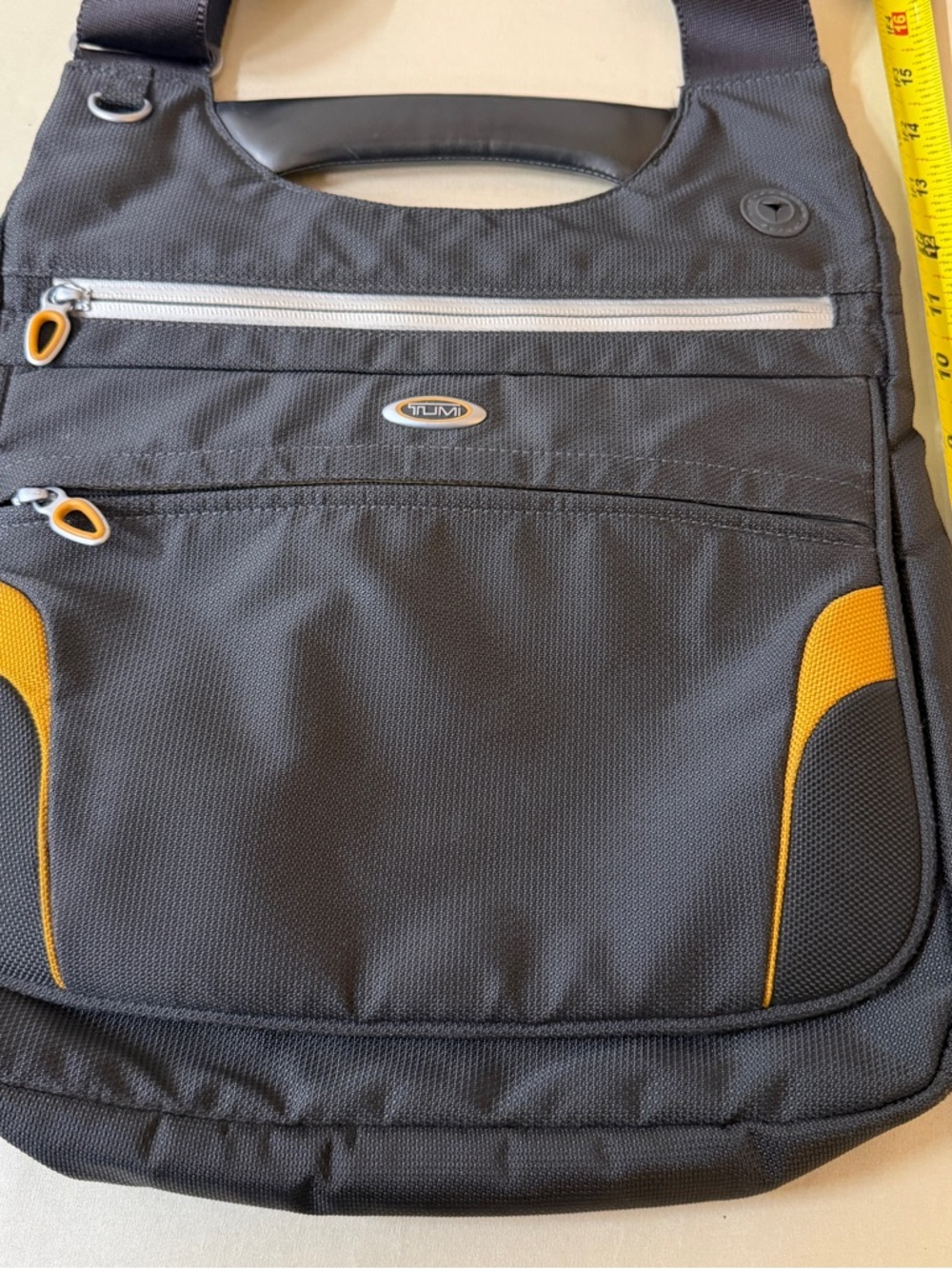 Tumi Ducati Crossbody Messenger Bag Very Good Condition - Picture 12 of 14
